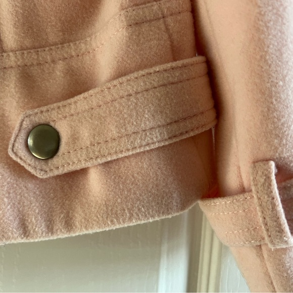 Pretty in Pink! - Picture 3 of 8